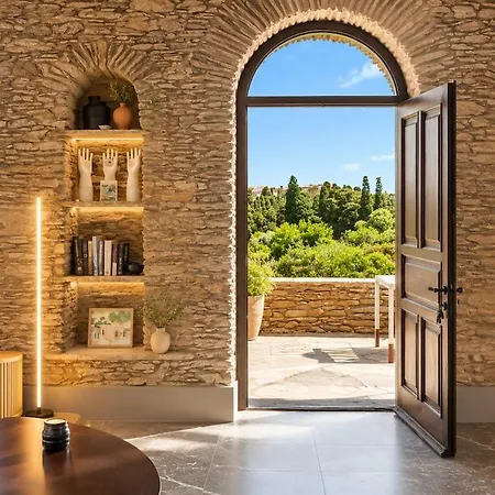 Touchstone - Private Pool, Mountain Views & Luxury Architecture * Ándros