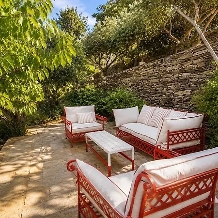 Touchstone - Private Pool, Mountain Views & Luxury Architecture *