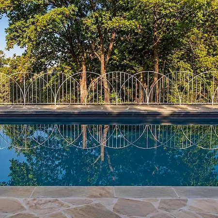 Villa Touchstone - Private Pool, Mountain Views & Luxury Architecture