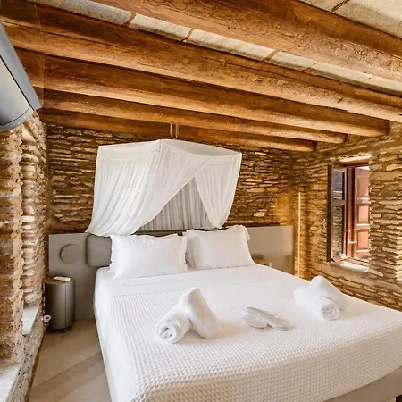 Touchstone - Private Pool, Mountain Views & Luxury Architecture Villa *